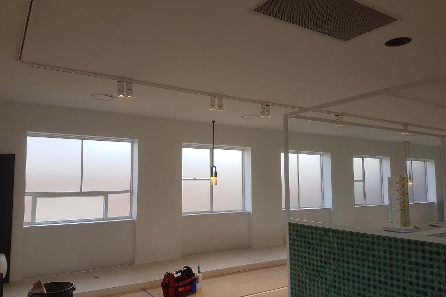 Customised Glass Manifestations